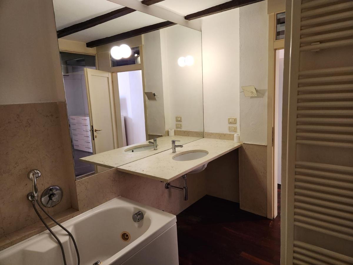 Comfort Suite Bolonia Zewnętrze zdjęcie